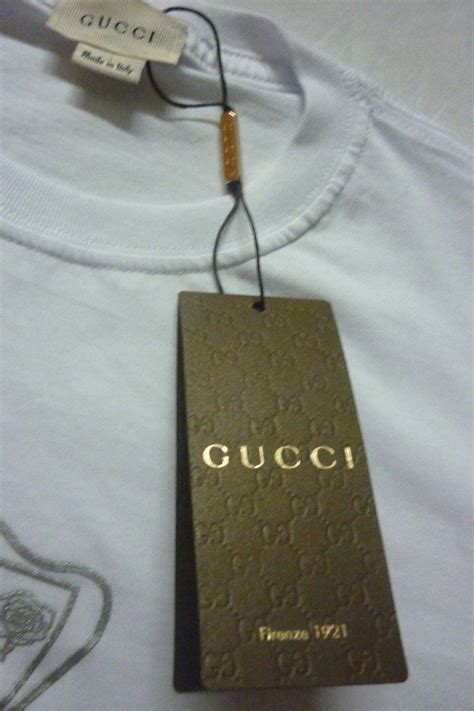 Etiqueta Gucci 